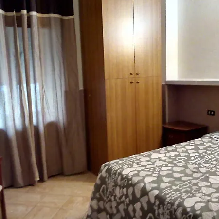 A Casa Di Enrico شقة أفيتسانو
