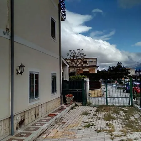 A Casa Di Enrico شقة